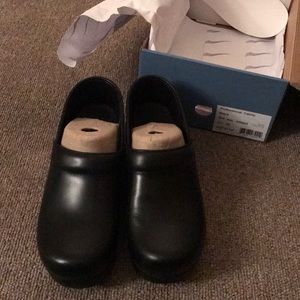 Black Dansko Professional Cabrio